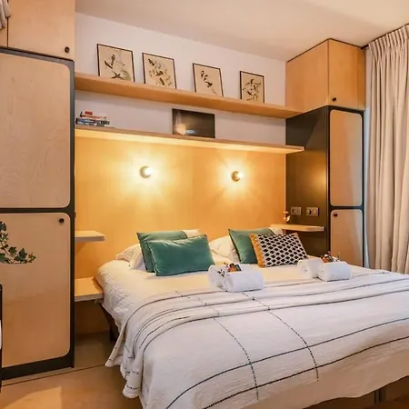Huswell - With Garden At The Seaside In Apartamento *