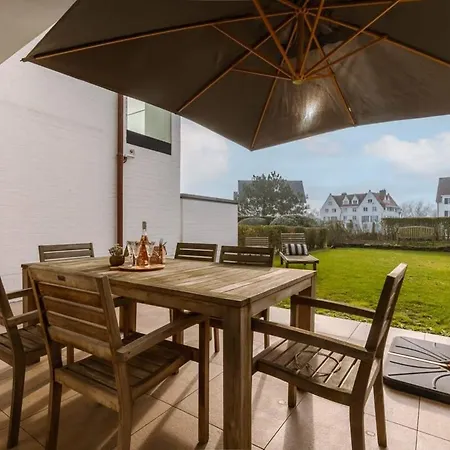 Huswell - With Garden At The Seaside In Apartamento